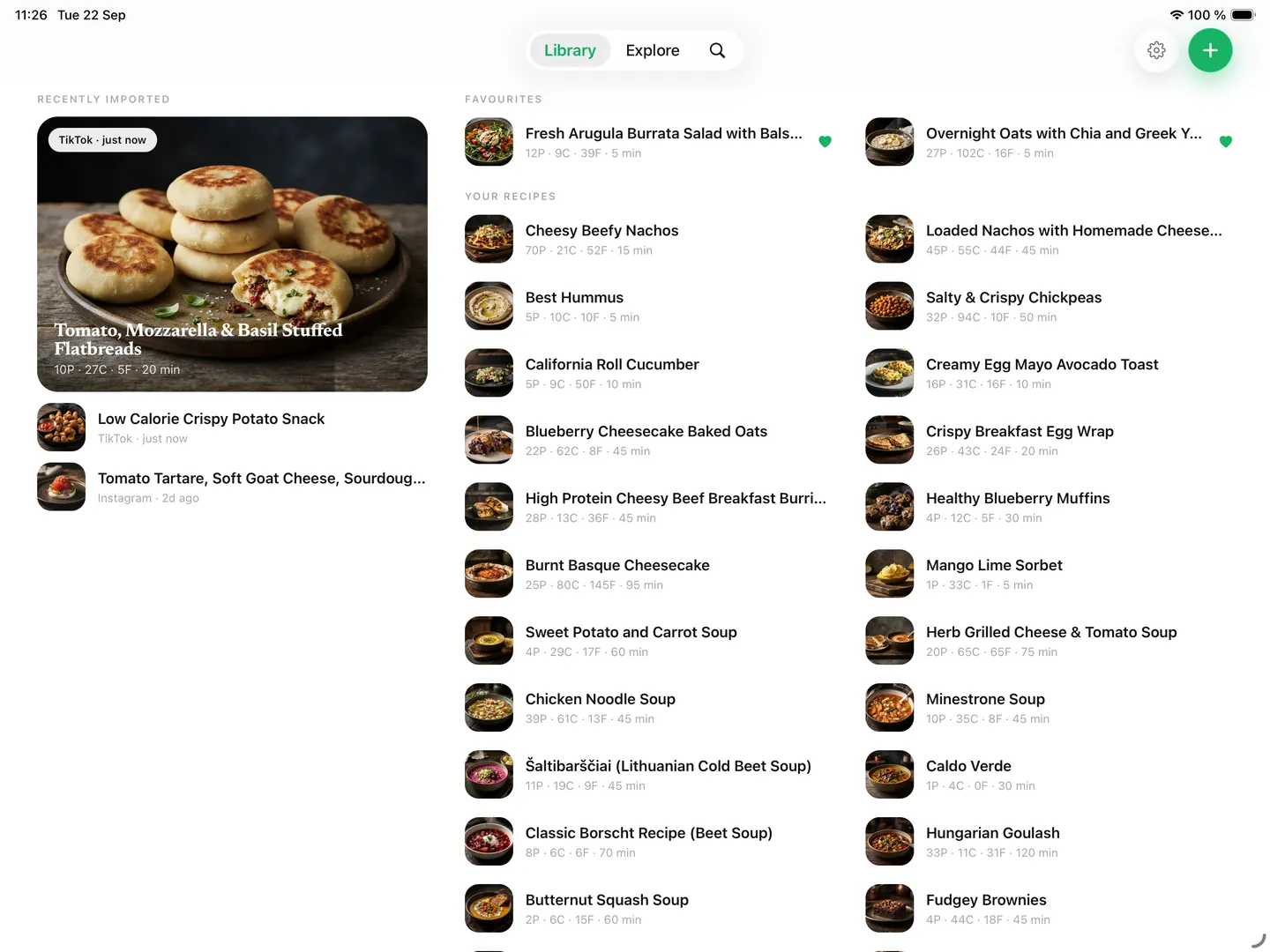 The library on iPad: a recently imported recipe, favourites and your recipes in three columns.